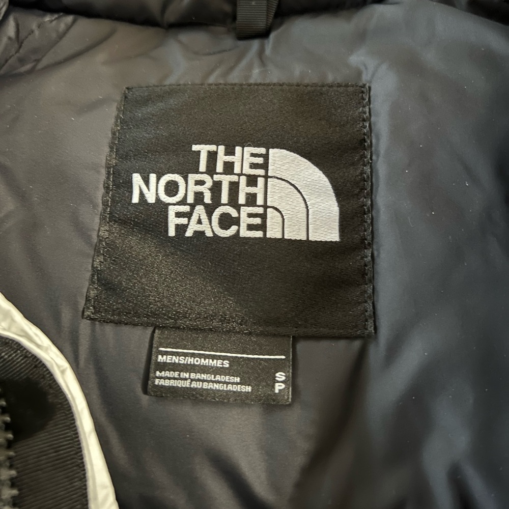 The North Face 1996 Nuptse Vest White🔥🔥🔥🔥🔥 - Picture 12 of 16